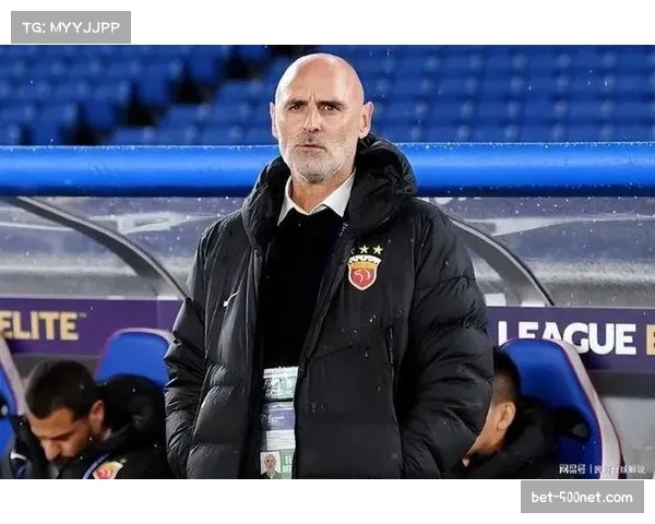 穆斯卡特正式告别中超海港高额违约金解约引发球迷热议